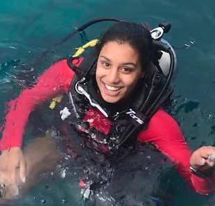 Keya Turkiewicz, 18 yrs